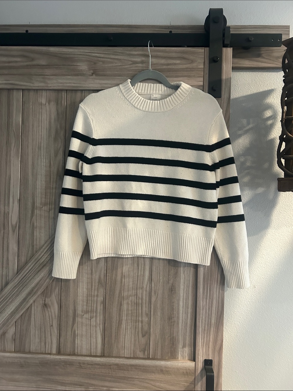 A New Day Striped Crewneck Sweater in Ivory and Black Size Medium